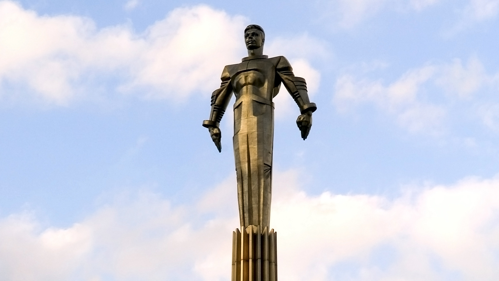 Памятник Юрию Гагарину ВДНХ