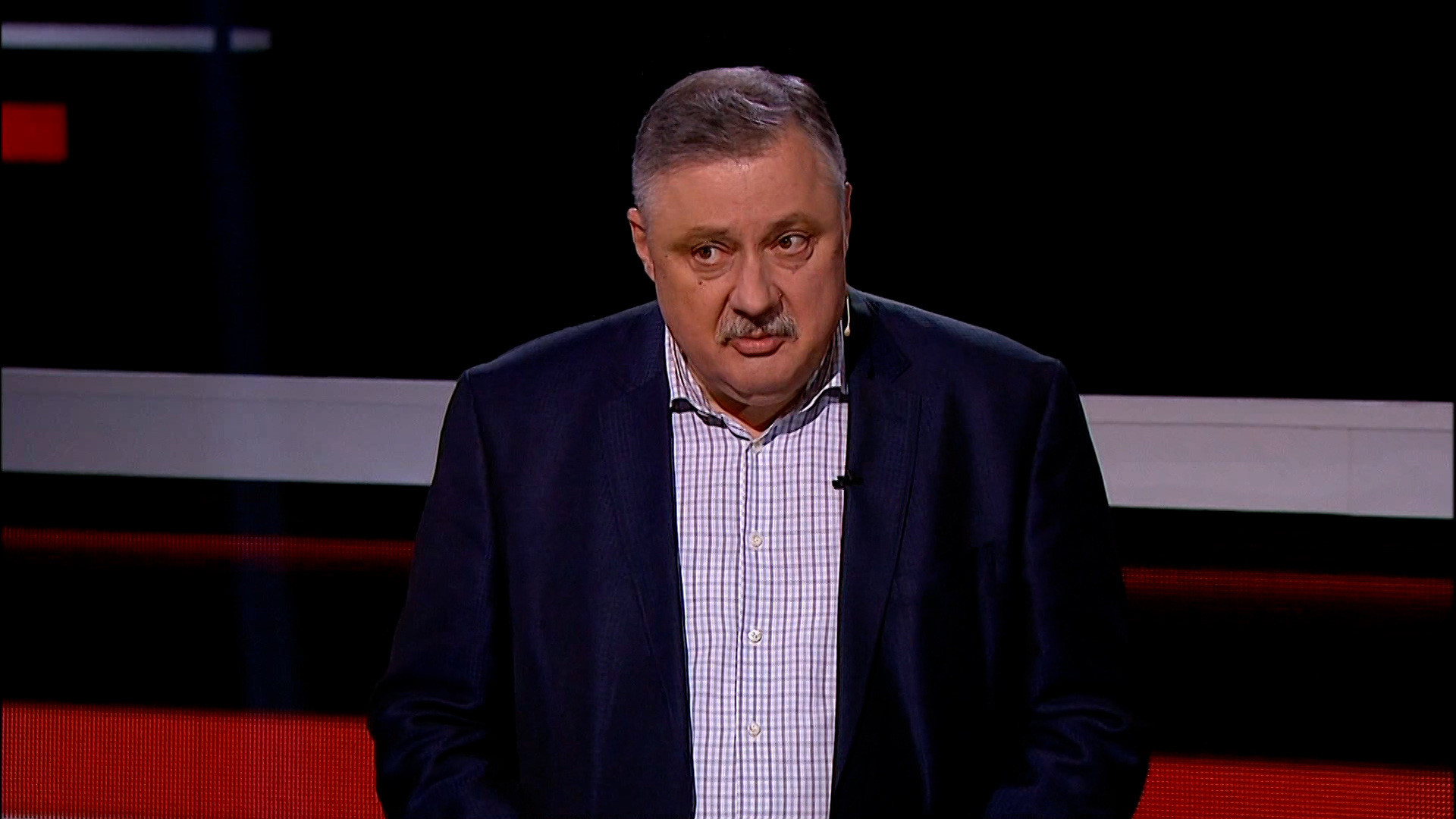 Вечер с соловьевым последний. Большой вечер с дмитрием евстафьевым последний выпуск. Дмитрий дмитриевич евстафьев. Дмитрий евстафьев политолог. Дмитрий дмитриевич евстафьев.