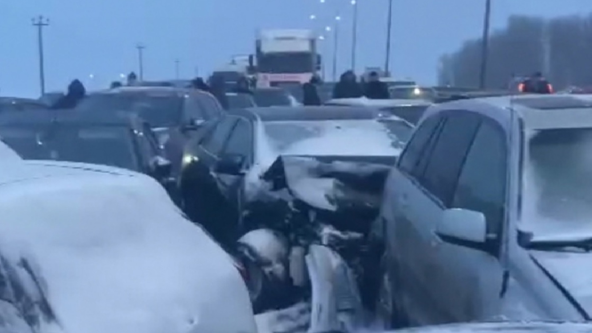 5 января 2015 г. Авария в Тульской области на трассе м4. М 4 трасса Тульская область ДТП. Тульская область трасса м4 авария. Авария Тульская область трасса м4 Дон.