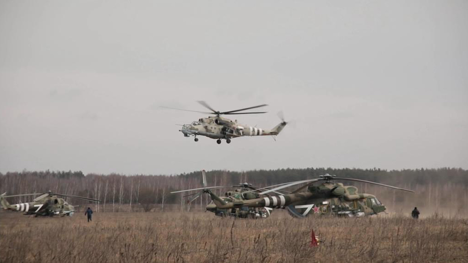 Высадили десант в белгородской области. Ми-24 ВСУ. Ка-52 Гостомель. Ка 52 Гостомель пилоты. Ка-52 вертолёт подбитый.