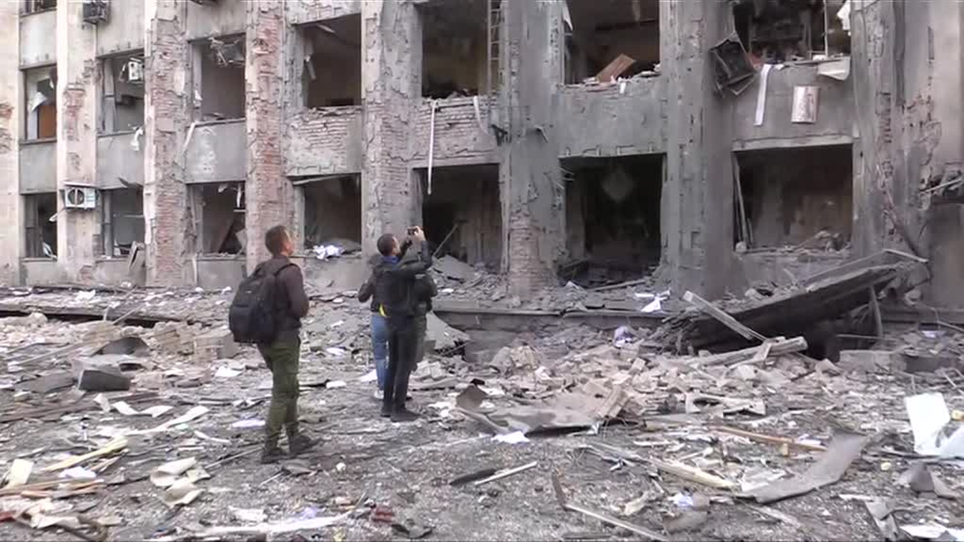 Новости 1 канал сегодня теракт. Взрыв здания. Взрывы на Украине. Донецк 2022.