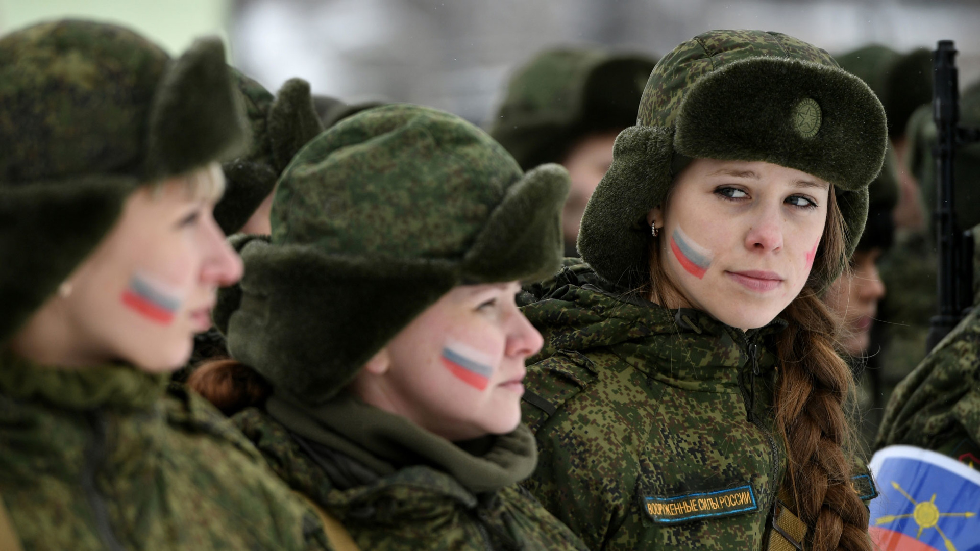 Бреют ли девушек в армию в россии