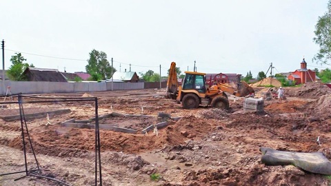 "Вести-Калуга". Благоустроенный сквер у сосенского дома культуры появится к осени