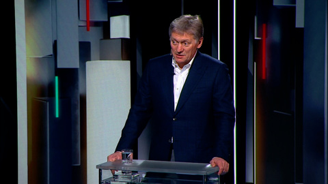 Москва. Кремль. Путин. Песков объяснил разницу между "мегафонной" и обычной дипломатией