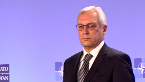 Вести в 20:00. Грушко и Шерман перед Советом Россия – НАТО обменялись рукопожатием