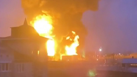 ЧП в Белгороде: на нефтебазе горят резервуары с топливом