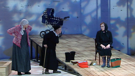 Юлия Ауг поставила спектакль "Эльза" в Театре на Таганке