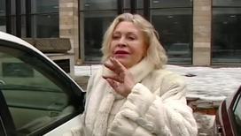 Жену Караченцова оштрафовали и лишили прав