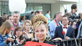 Евровидение-2012. На красной дорожке. Представительница Албании /Eurovision 2012. The red carpet ceremony. Participant from Albania