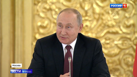 Putin Meets With Top Businesses, Promises to Cut Through Regulatory Red Tape Next Year!