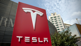 Квартальные продажи электромобилей Tesla упали впервые за два года