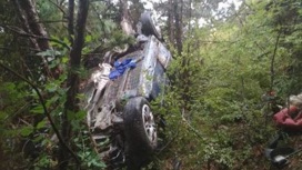 В упавшей с обрыва в Крыму машине находились подросток и беременная женщина