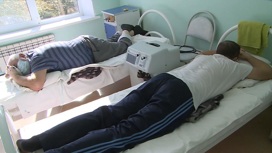 Борьба с ковидом в регионах: врачи сбиваются с ног