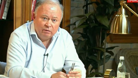 Журналиста Караулова объявили в розыск