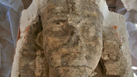 В Египте найдены два гигантских древних сфинкса