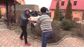 Российские военные привезли гумпомощь в Киевскую область