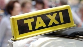 В Казани таксист убежал от агрессивных пассажиров
