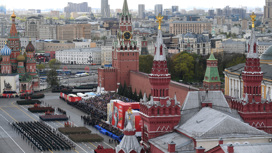 Парад Победы завершился на Красной площади