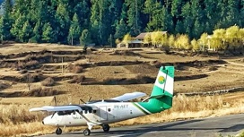 Поиски разбившегося самолета с пассажирами в Непале временно прекращены