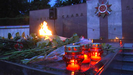 1418 свечей зажглось на мемориальном комплексе в Сочи