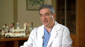 Известный акушер-гинеколог Марк Курцер отмечает день рождения