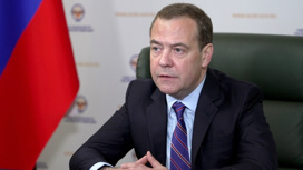 Медведев: Запад не добрый Айболит, а доктор Менгеле