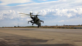 Минобороны показало работу вертолетов Ми-28 и Ми-24