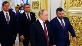 Поющий Лавров и объятия с Хуснуллиным: эксклюзив с церемонии в Кремле