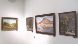 "Осенние" картины амурских художников представили в областном музее