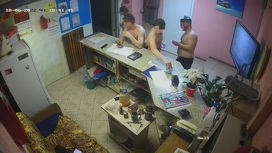 Пятеро молодых новосибирцев устроили пьяный погром в сауне
