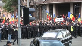 Полиция разогнала акцию оппозиции в Кишиневе