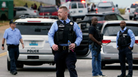 Преступник расстрелял около 10 человек в американской школе