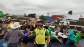 В Бразилии машина протаранила группу протестующих против Лулы да Силвы