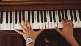 Учёные нашли особый фортепианный аккорд, способный "развеять" кошмарное сновидение.