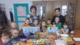 Дети в Сретенском районе собрали сладкие подарки для участников спецоперации