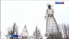 Светящуюся Снегурочку с неоднозначной внешностью решено к Новому году в Костроме не устанавливать