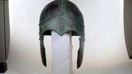 Три древних шлема передали в музеи Кубани сотрудники регионального УФСБ России