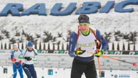 Белорус Лазовский опередил россиян на Кубке Содружества по биатлону