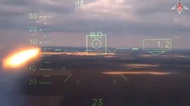 Минобороны показало видео уничтожения техники ВСУ экипажами Ка-52 и Ми-28