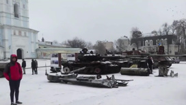 После танков Украина потребовала авиацию и дальнобойные ракеты