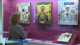 В Великом Новгороде открылась выставка посвященая чудотворному образу Богоматери Знамение