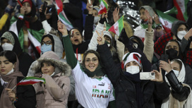 Матч сборных Ирана и России пройдет в Тегеране со зрителями