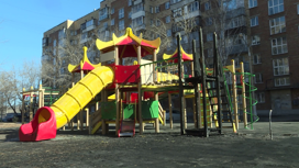 В Красноярске горел детский городок