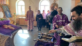 Освященные кресты ручной работы отправят из Челябинской области в зону СВО