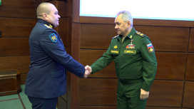 Шойгу наградил летчиков, "посадивших" американский беспилотник в Черное море
