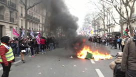 Франция охвачена огнем протестов