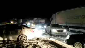 В Ростовской области эвакуируют водителей, попавших в затор на трассе М-4