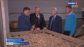Сенатор Сергей Митин посетил новгородского фермера Ивана Пиреева
