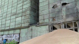 В Донецке при артобстреле повреждено здание хлебокомбината