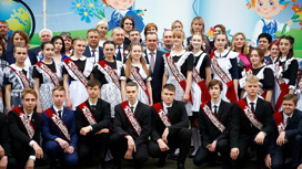 К школьникам Кореновского района на линейку приехал губернатор Кубани